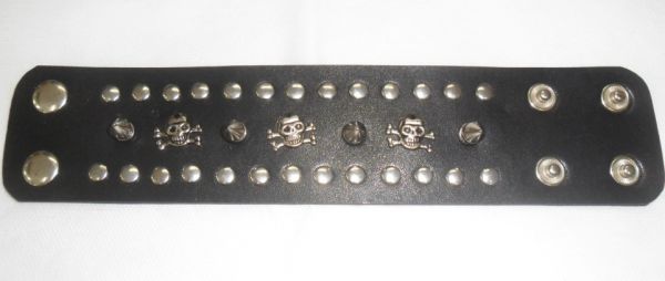 Braceletes de Couro com logos de Bandas
