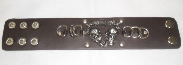 Braceletes de Couro com logos de Bandas
