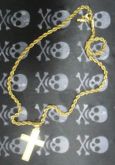 Colar dourado