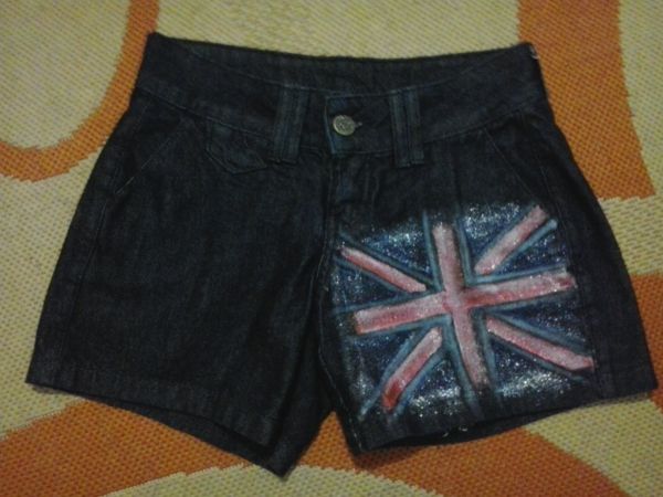 Shorts Jeans Azul Marinho com bandeira