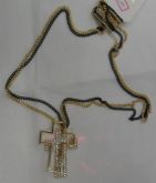 Colar preto com dourado crucifixo duplo